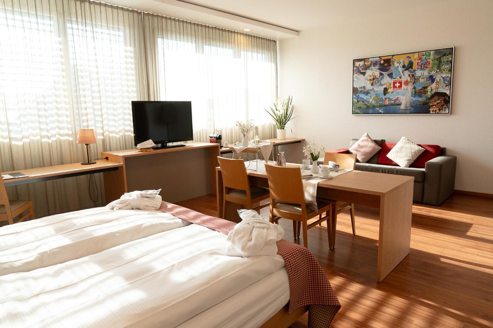 Swissever Hotel Zug Steinhausen Room photo