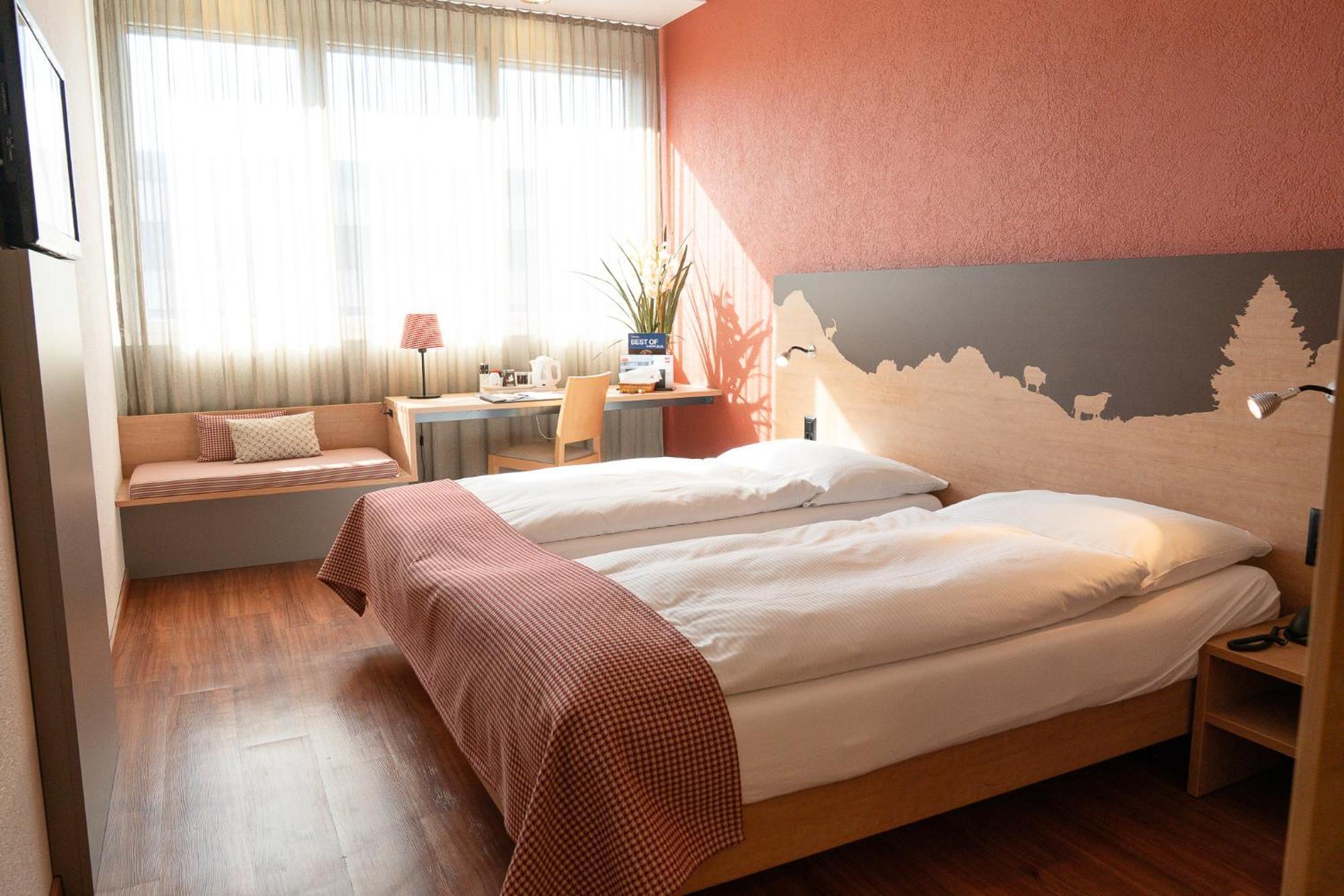 Swissever Hotel Zug Steinhausen Room photo